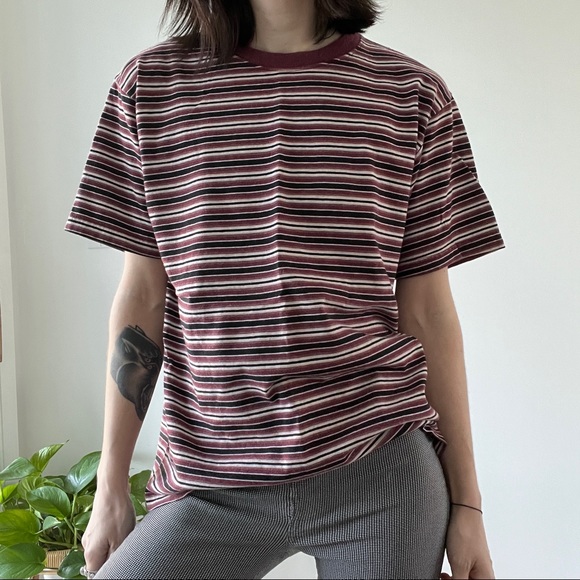 ❤️ Vintage Striped Tee - Picture 2 of 3